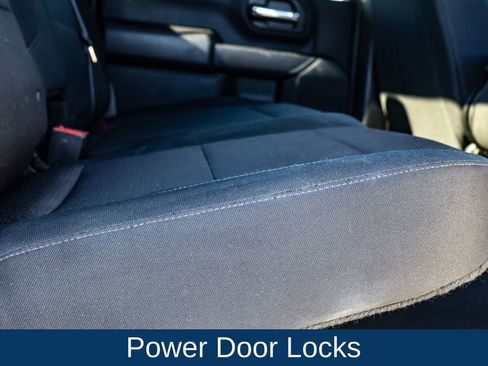 Used 2024 Chevrolet Silverado 2500 Custom image 18