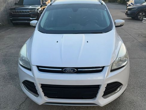 Used 2016 Ford Escape Titanium FWD image 2