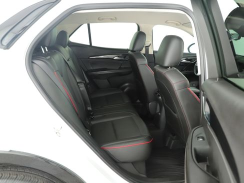 Used 2022 Buick Envision Essence w/ Technology Package II image 22