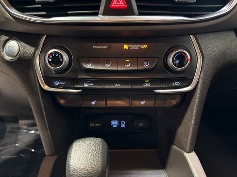 Used 2019 Hyundai Santa Fe SEL AWD/4WD image 19