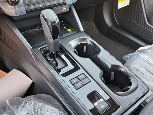 New 2026 Subaru Outback Limited XT AWD/4WD image 11