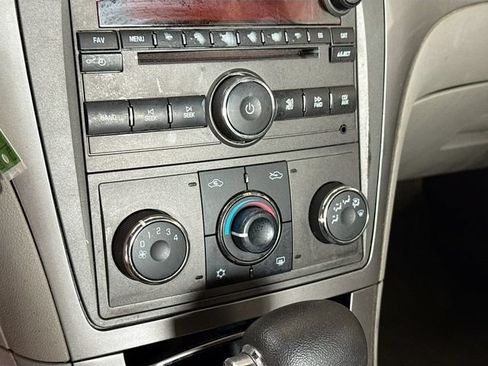 Used 2009 Saturn Aura XE FWD image 14