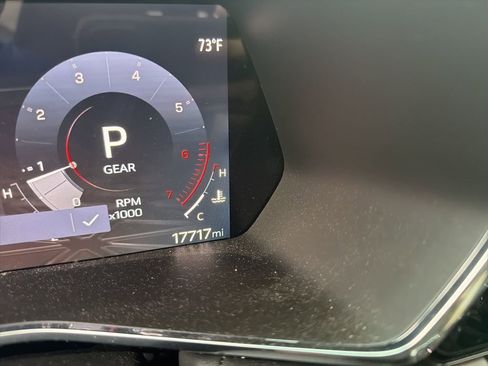 Used 2024 GMC Canyon Elevation w/ Elevation Premium Package image 13