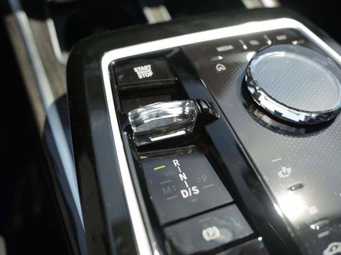 New 2026 BMW 760i xDrive w/ Premium Package AWD/4WD image 26