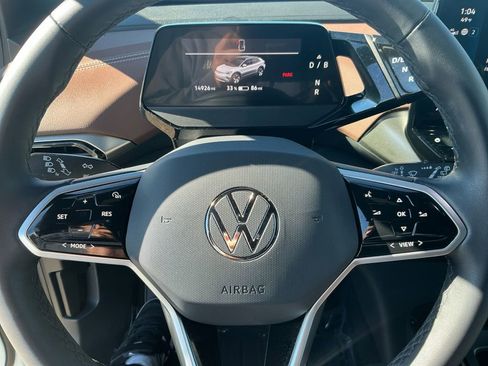 Used 2023 Volkswagen ID.4 Pro image 20