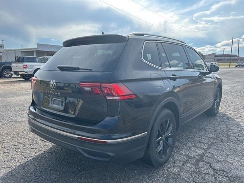 Used 2024 Volkswagen Tiguan SE w/ MDO Package, Three-Row image 5