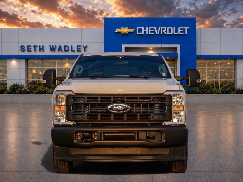 Used 2025 Ford F350 XL AWD/4WD image 2