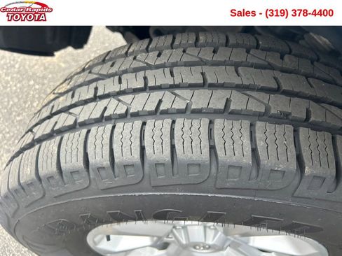 Used 2022 Toyota 4Runner SR5 Premium w/ Moonroof Package image 26