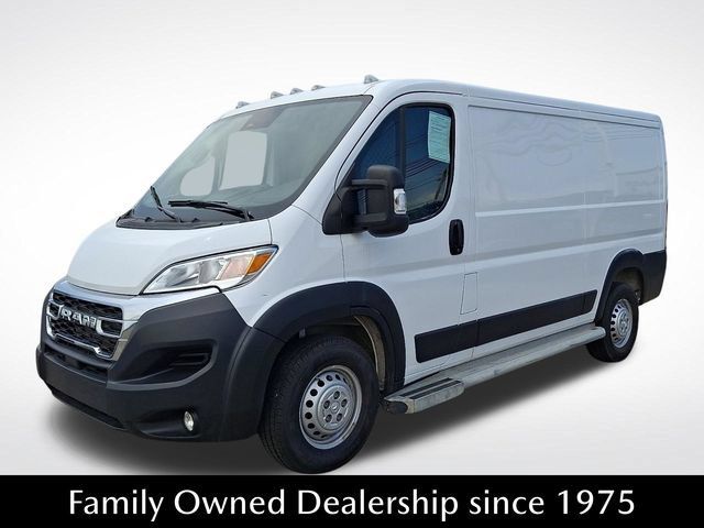Used 2025 RAM ProMaster 2500 w/ U-Haul Equipment Group FWD image 3