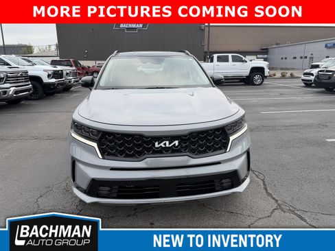 Used 2022 Kia Sorento SX image 3