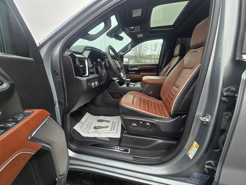 Used 2024 GMC Sierra 1500 Denali Ultimate image 15