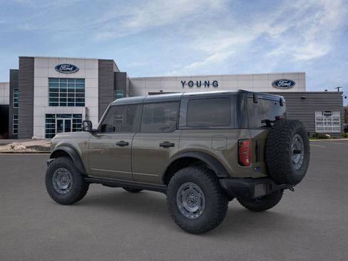 New 2025 Ford Bronco Badlands image 4