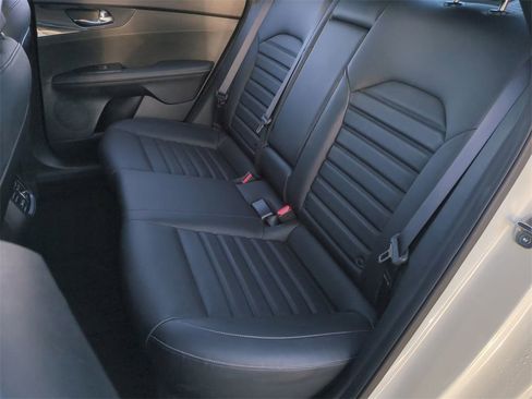 Used 2023 Kia Forte GT-Line w/ GT-Line Premium Package image 24