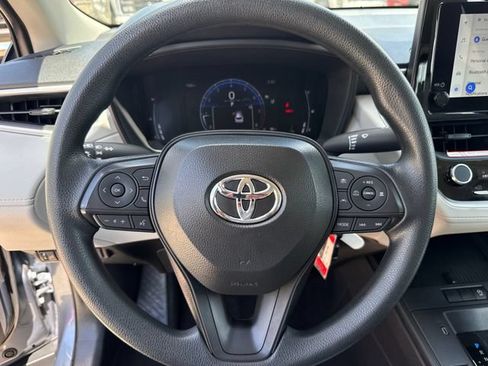 Used 2026 Toyota Corolla Cross L FWD image 15