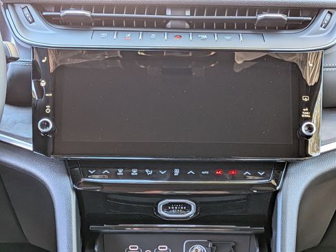 New 2026 Jeep Grand Cherokee Altitude RWD image 20