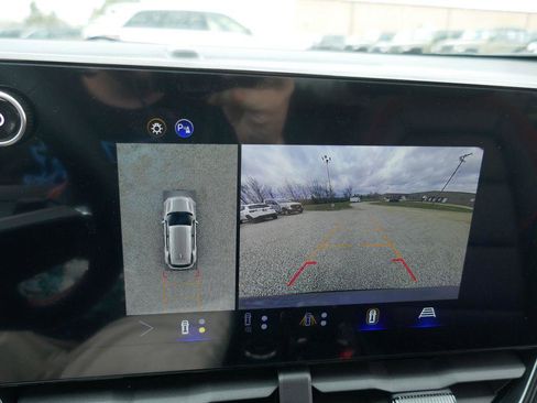 New 2026 Chevrolet Equinox RS w/ Convenience Package III AWD/4WD image 28