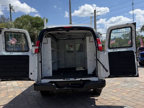 Used 2020 Chevrolet Express 2500 w/ Driver Convenience Package RWD image 11