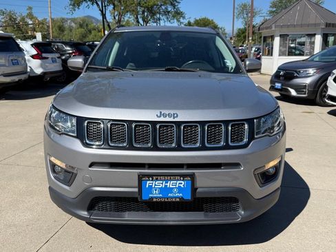 Used 2017 Jeep Compass Latitude w/ Popular Equipment Group AWD/4WD image 9