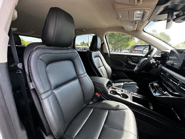 Certified 2024 Lincoln Corsair AWD image 34