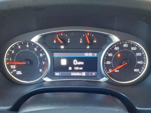 Used 2021 GMC Acadia AT4 image 29