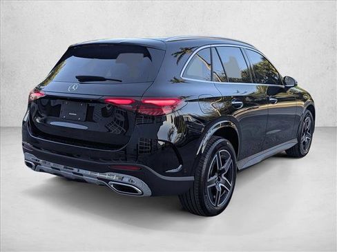New 2026 Mercedes-Benz GLC 300 image 2