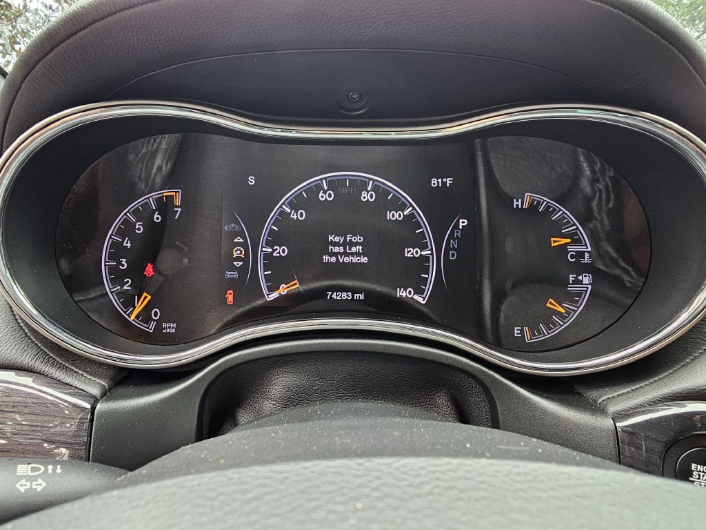 Used 2020 Jeep Grand Cherokee Overland AWD/4WD image 28