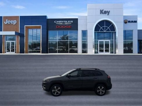 Used 2022 Jeep Cherokee Limited AWD/4WD image 14