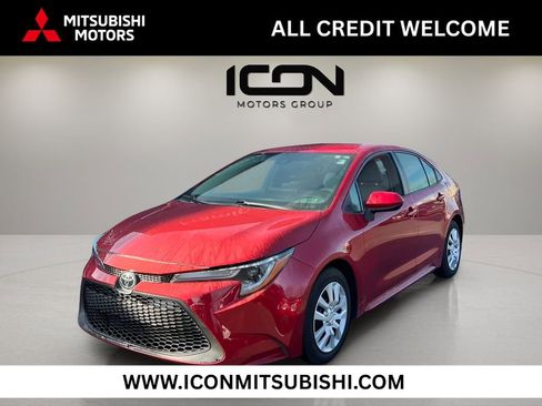 Used 2021 Toyota Corolla LE image 1
