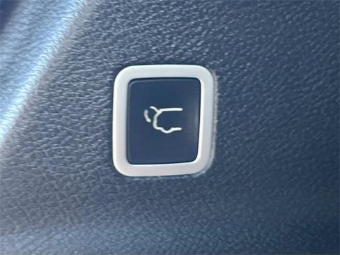 Certified 2019 Chrysler Pacifica Touring-L Plus w/ Advanced Safetytec Group image 13