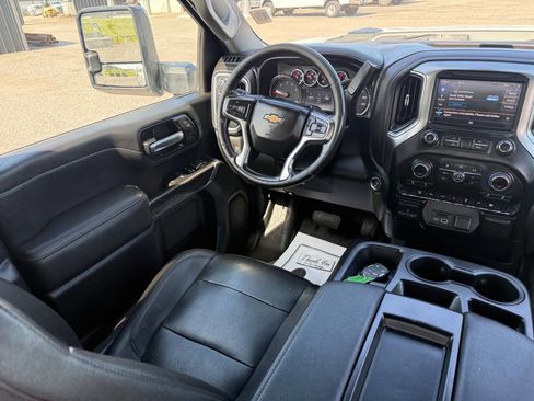 Used 2022 Chevrolet Silverado 2500 LTZ w/ Safety Package AWD/4WD image 35