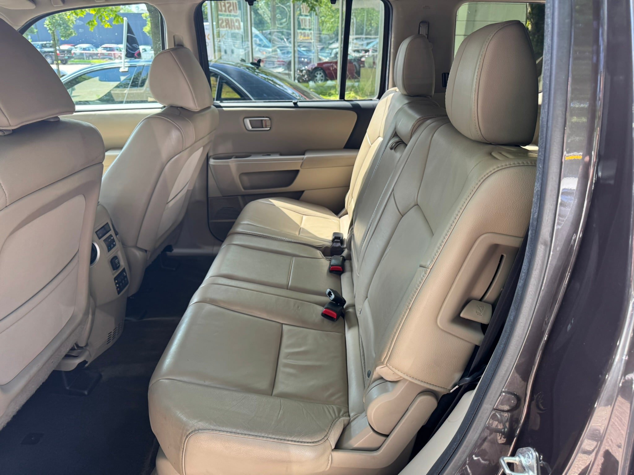 Used 2014 Honda Pilot Touring image 12