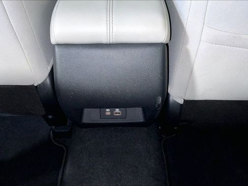Used 2024 Nissan Altima 2.5 SV AWD/4WD image 33
