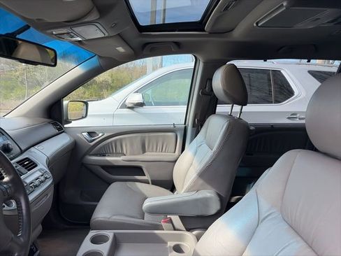 Used 2010 Honda Odyssey EX-L image 4