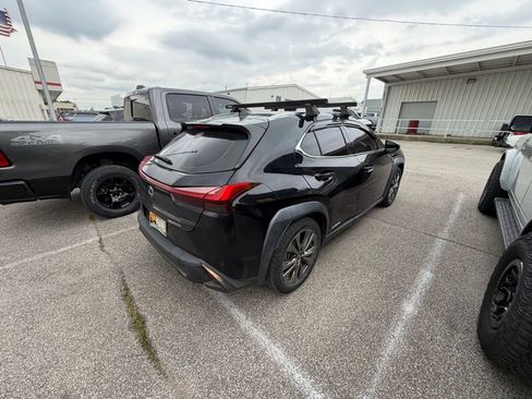 Used 2019 Lexus UX 250h F Sport image 4