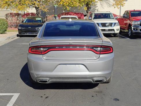 Used 2015 Dodge Charger SXT image 6