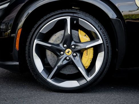 Used 2023 Ferrari Purosangue AWD/4WD image 22