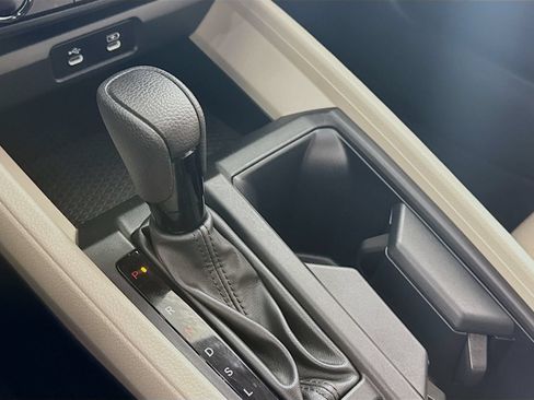 Used 2023 Honda Accord LX image 13