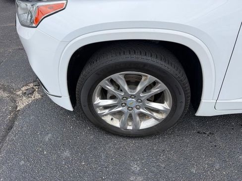 Used 2019 Chevrolet Traverse High Country AWD/4WD image 12