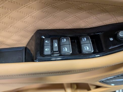 Used 2022 Jeep Grand Cherokee Summit image 14