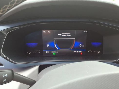 Used 2022 Volkswagen Taos SE w/ IQ.Drive SE Package AWD/4WD image 8