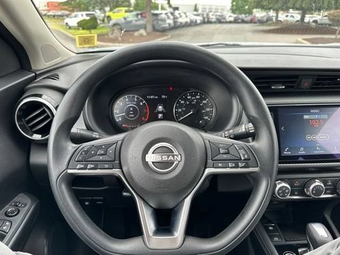 Used 2023 Nissan Kicks SV FWD image 24