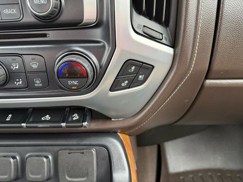 Used 2018 GMC Sierra 1500 SLT w/ SLT Premium Package AWD/4WD image 30