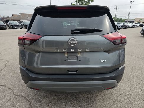 Used 2023 Nissan Rogue SV FWD image 6