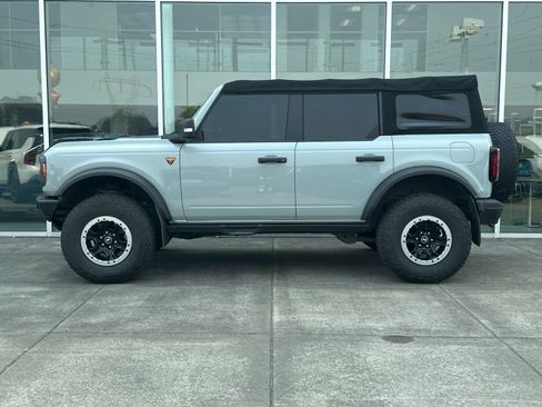 Used 2021 Ford Bronco Badlands AWD/4WD image 6