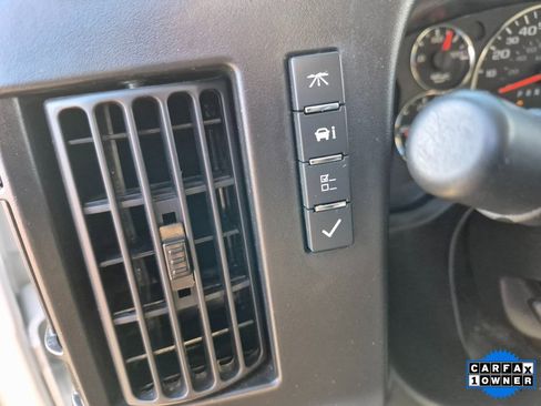 Used 2024 GMC Savana 2500 w/ Driver Convenience Package image 17