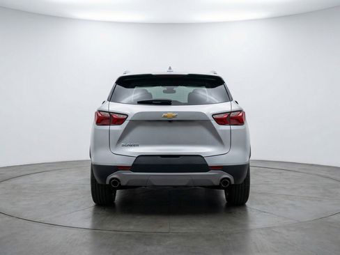 Used 2025 Chevrolet Blazer LT image 7