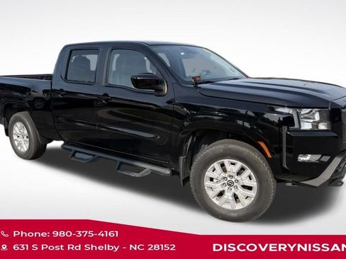 Certified 2023 Nissan Frontier SV w/ Technology Package AWD/4WD image 2