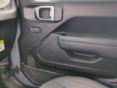 New 2026 Jeep Gladiator Sport image 16