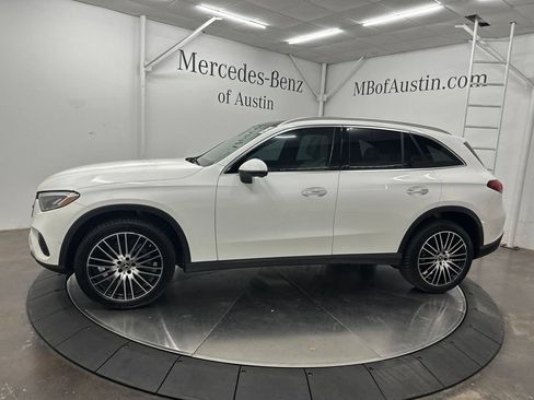 Certified 2026 Mercedes-Benz GLC 300 image 4