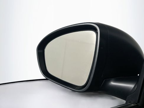 Used 2025 Nissan Altima 2.5 S image 16